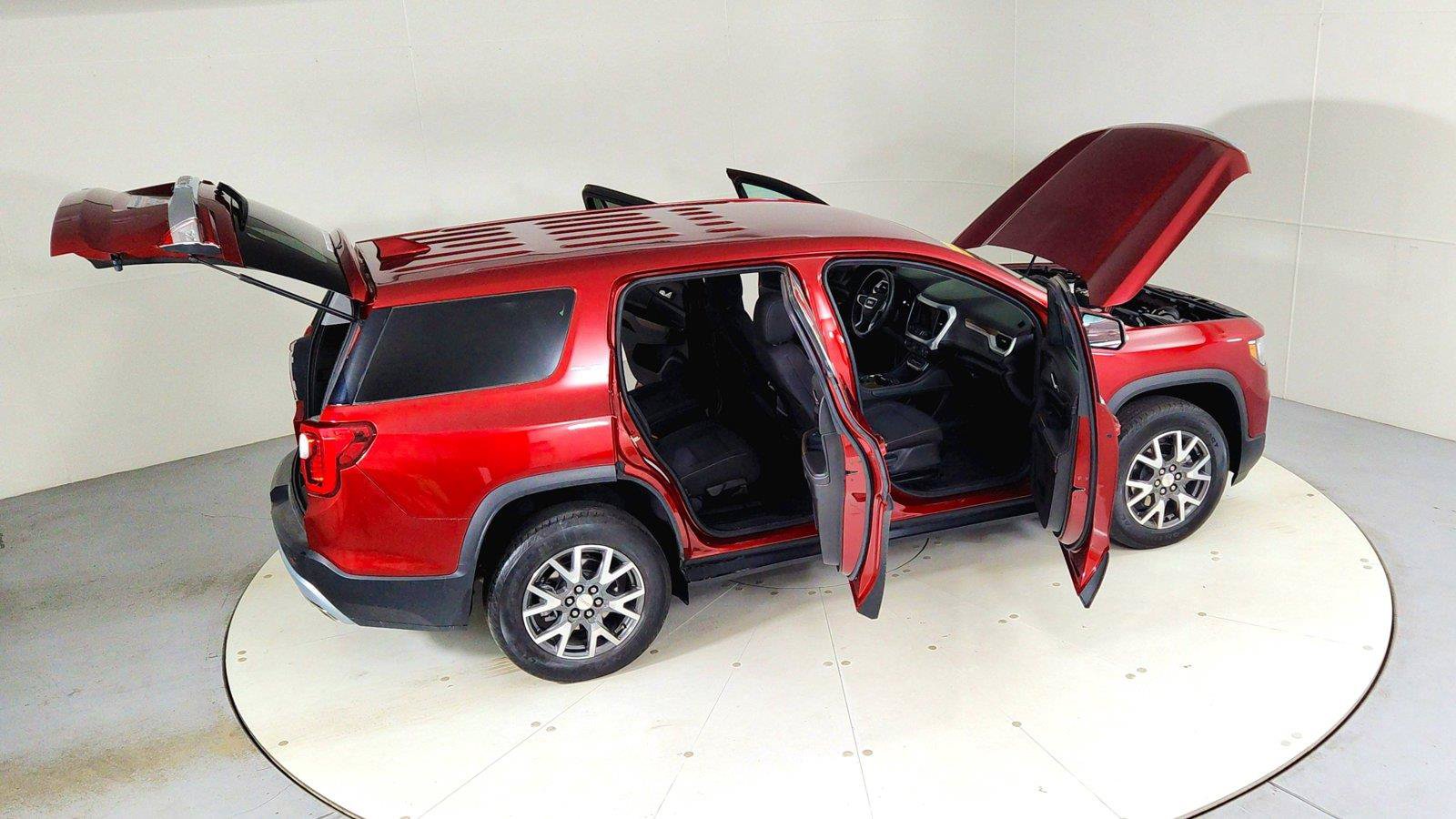 Used 2023 GMC Acadia SLE FWD image 28
