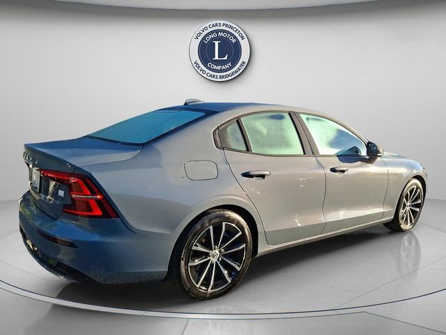 Certified 2024 Volvo S60 T8 Core w/ Climate Package AWD/4WD image 4
