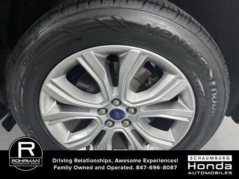 Used 2022 Ford Edge Titanium w/ Equipment Group 301A AWD/4WD image 6
