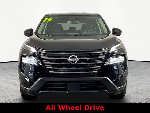 Certified 2026 Nissan Rogue SV AWD/4WD image 2