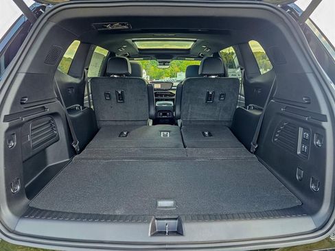 New 2026 Buick Enclave Sport Touring w/ Power Package image 39