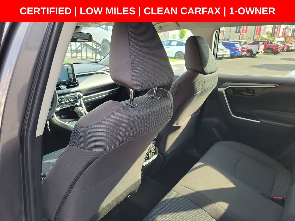 Used 2022 Toyota RAV4 LE AWD/4WD image 15