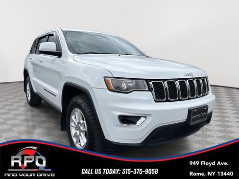 Used 2018 Jeep Grand Cherokee Laredo image 7