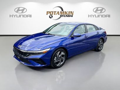 Certified 2025 Hyundai Elantra SEL