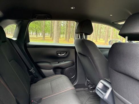 Used 2023 Honda HR-V Sport image 24