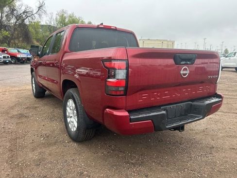 Used 2023 Nissan Frontier SV w/ Technology Package AWD/4WD image 3