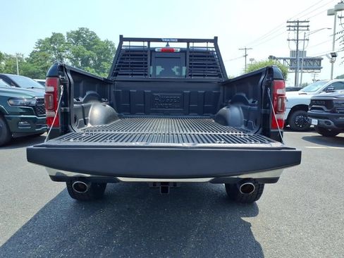 Used 2019 RAM 1500 Laramie AWD/4WD image 18
