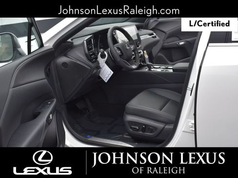 Used 2025 Lexus RX 350h w/ Accessory Package AWD/4WD image 12