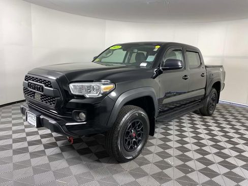 Used 2023 Toyota Tacoma SR5 w/ SX Package AWD/4WD image 4