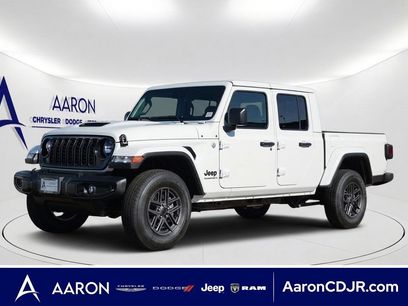 New 2026 Jeep Gladiator Sport