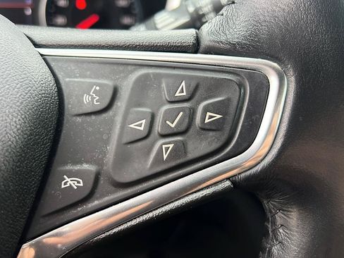 Used 2020 Chevrolet Equinox LT FWD image 35