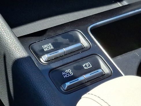 Used 2024 Hyundai Sonata SEL FWD image 24