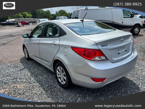 Used 2012 Hyundai Accent GLS FWD image 6