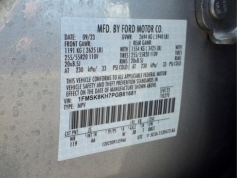 Used 2023 Ford Explorer ST-Line w/ Class IV Trailer Tow Package AWD/4WD image 25