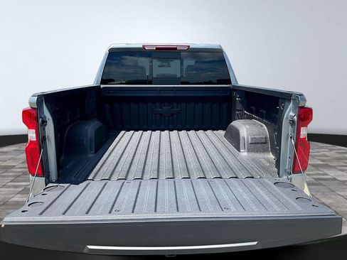 New 2026 Chevrolet Silverado 1500 RST w/ Dark Appearance Package AWD/4WD image 10