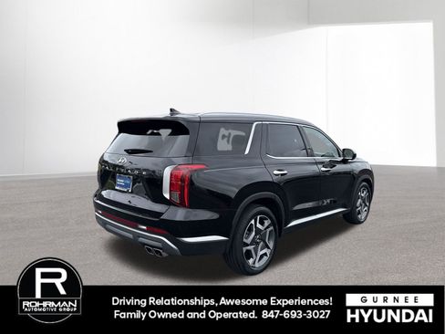 Used 2024 Hyundai Palisade SEL w/ Premium Package FWD image 9
