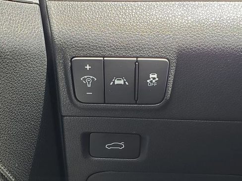 Used 2021 Kia K5 LXS FWD image 19