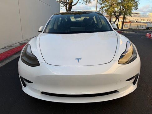 Used 2023 Tesla Model 3 Standard Range image 6