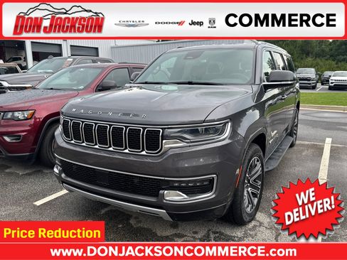 Used 2024 Jeep Wagoneer L Series II w/ Flexible Seating Group AWD/4WD image 1