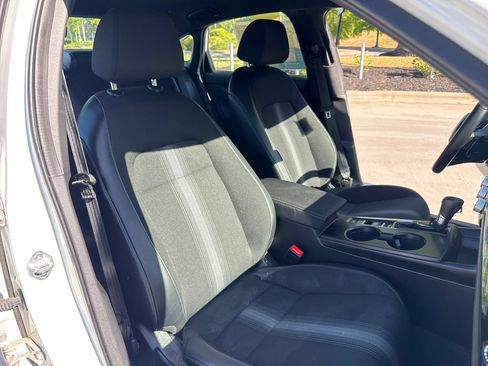 Used 2023 Honda Civic Sport image 35