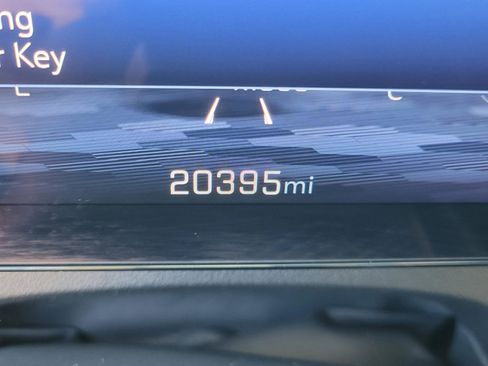 Used 2024 Chevrolet Traverse RS w/ LPO, Floor Liner Package image 18