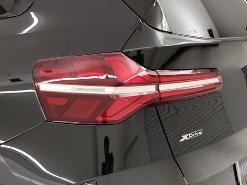 Used 2026 BMW X3 xDrive30 w/ M Sport Package image 8