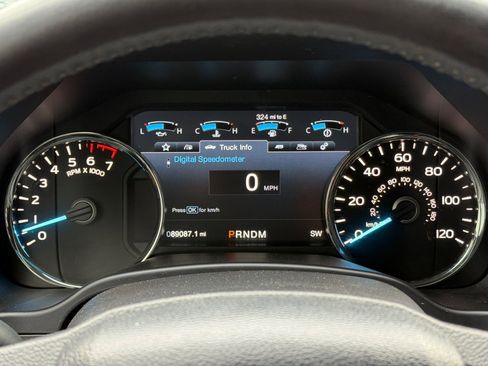 Used 2020 Ford F150 Lariat image 23