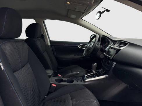 Used 2019 Nissan Sentra SR FWD image 39
