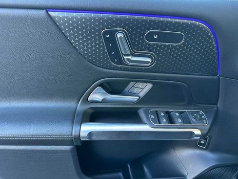 Certified 2024 Mercedes-Benz GLB 250 4MATIC w/ Exclusive Package image 13