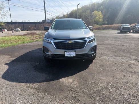 Used 2023 Chevrolet Equinox LS w/ LS Convenience Package image 8