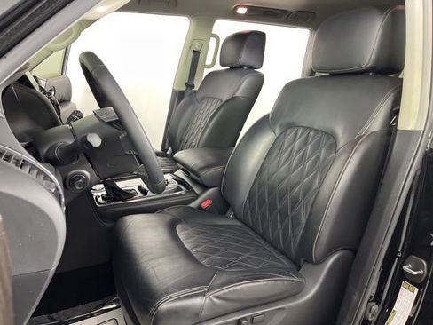 Used 2023 Nissan Armada Platinum w/ Captain's Chairs Package RWD image 19
