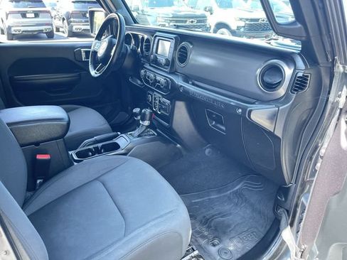 Used 2021 Jeep Wrangler Unlimited Sport AWD/4WD image 28