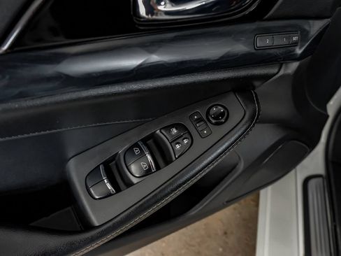 Used 2022 Nissan Maxima Platinum w/ Sport Mat Group FWD image 44