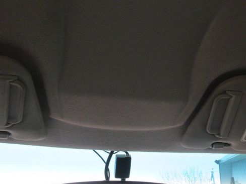 Used 2003 Chevrolet Tracker 4WD w/ Preferred Equipment Group image 20