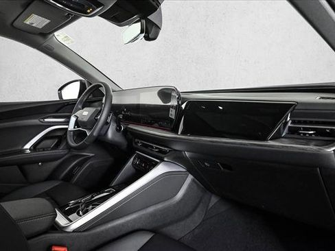 Certified 2025 Audi Q5 Premium w/ Convenience Package image 23