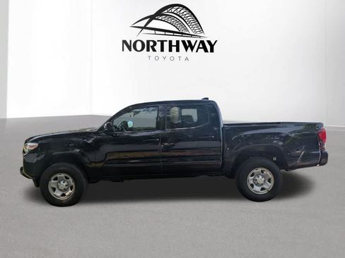 Used 2023 Toyota Tacoma SR AWD/4WD image 7