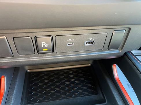 Used 2025 Nissan Frontier PRO-4X AWD/4WD image 20