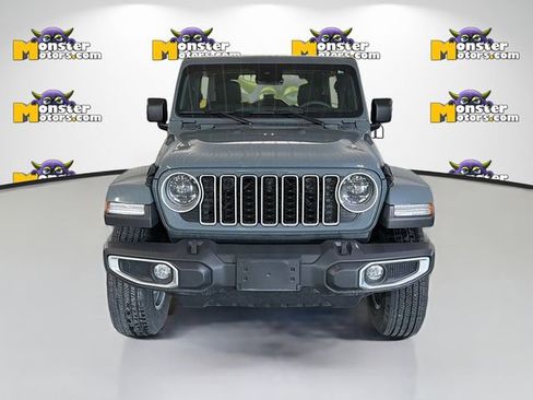 Used 2024 Jeep Wrangler Sahara w/ Technology Group AWD/4WD image 2