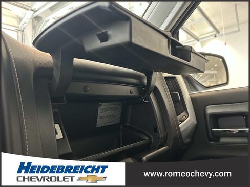 Used 2019 GMC Sierra 1500 SLE w/ SLE Value Package AWD/4WD image 26