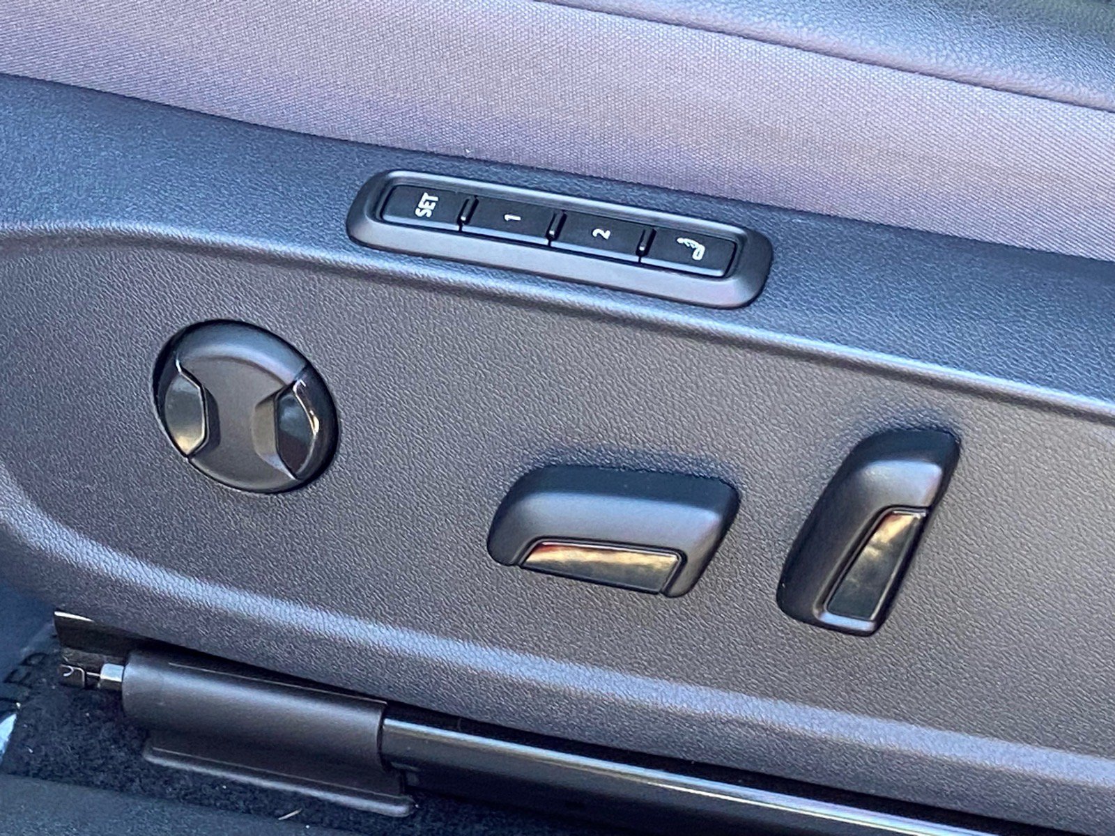 Certified 2023 Volkswagen ID.4 Pro S RWD image 12