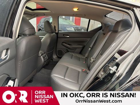 Used 2023 Nissan Altima 2.5 SL image 16