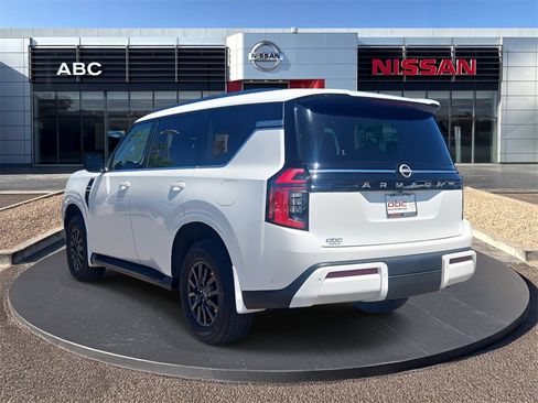 New 2025 Nissan Armada SV image 7
