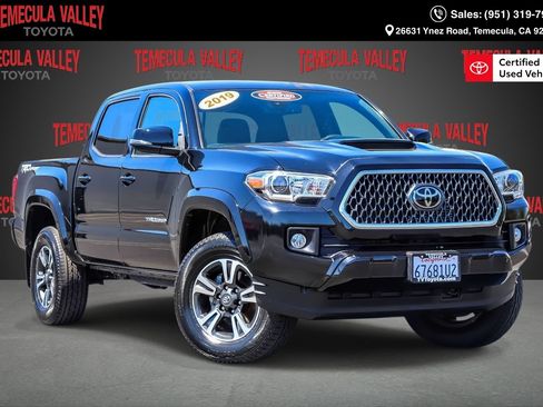 Certified 2019 Toyota Tacoma TRD Sport w/ Technology Package RWD image 1
