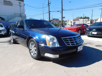 Used 2009 Cadillac DTS w/ Trunk Convenience Package