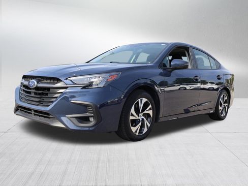 Used 2024 Subaru Legacy Premium AWD/4WD image 3