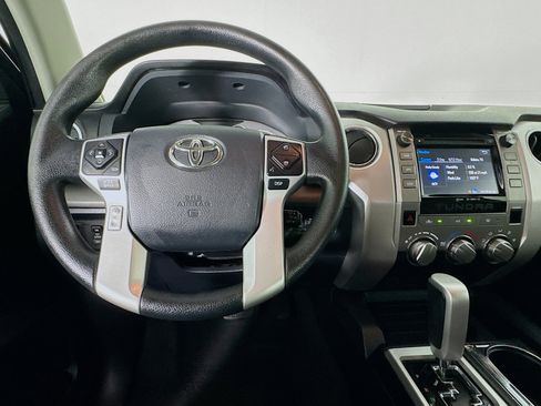 Used 2017 Toyota Tundra SR5 w/ SR5 Upgrade Package RWD image 10