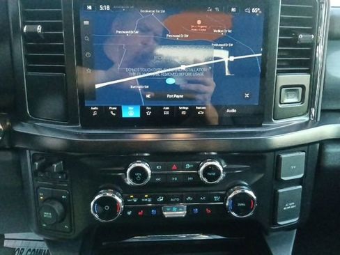 New 2026 Ford F250 Lariat w/ Black Appearance Package image 21