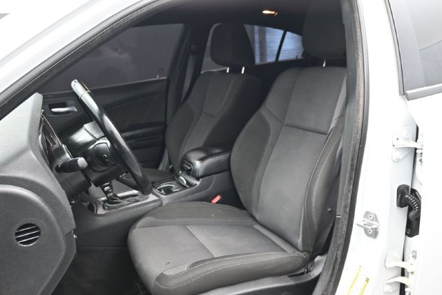 Used 2021 Dodge Charger SXT w/ Blacktop Package RWD image 5