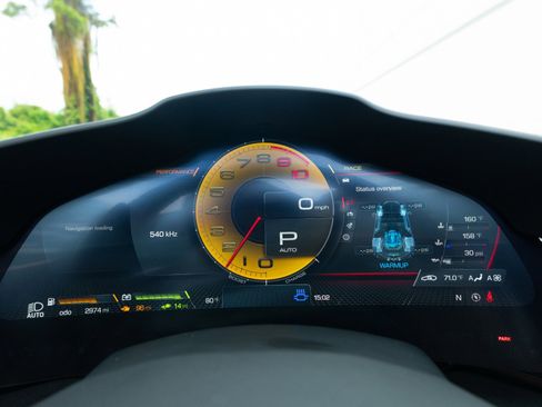 Used 2022 Ferrari SF90 Spider AWD/4WD image 75