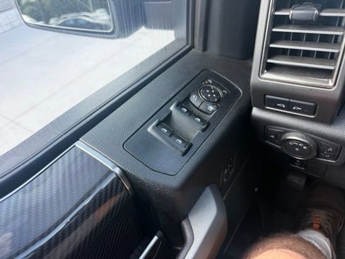 Used 2018 Ford F150 Raptor w/ Equipment Group 802A Luxury AWD/4WD image 14